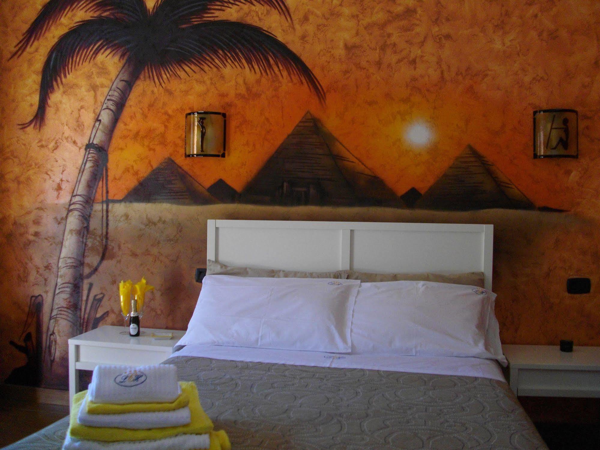 Hotel La Corte Naples Exterior photo